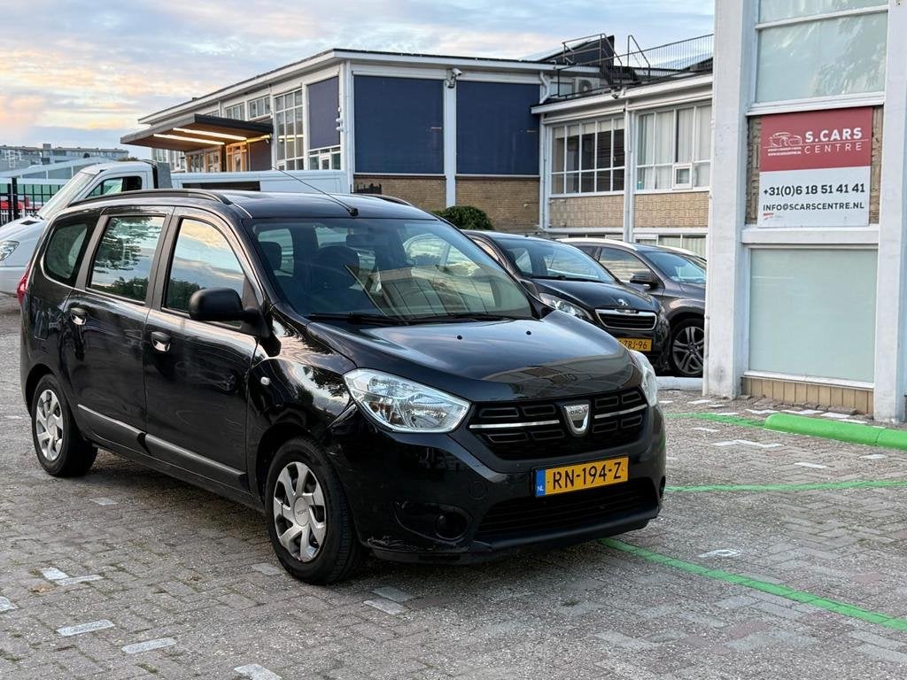 Dacia Lodgy 1.2 TCe Lauréate 7p., Auto's, Voorwielaandrijving, Gebruikt, Euro 6, 4 cilinders