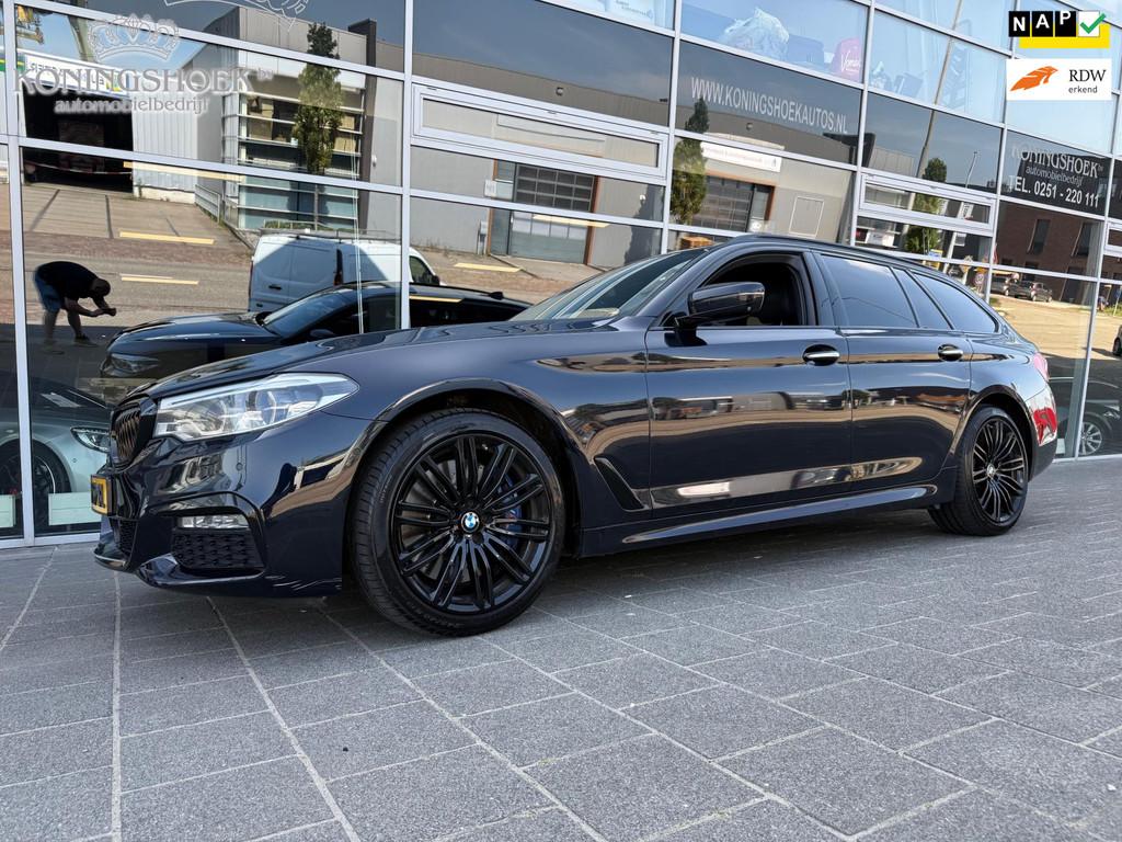 BMW 5-serie Touring 540i xDrive High Executive M Sport, Auto's, BMW, Gebruikt, 2000 kg, Leder, Vierwielaandrijving