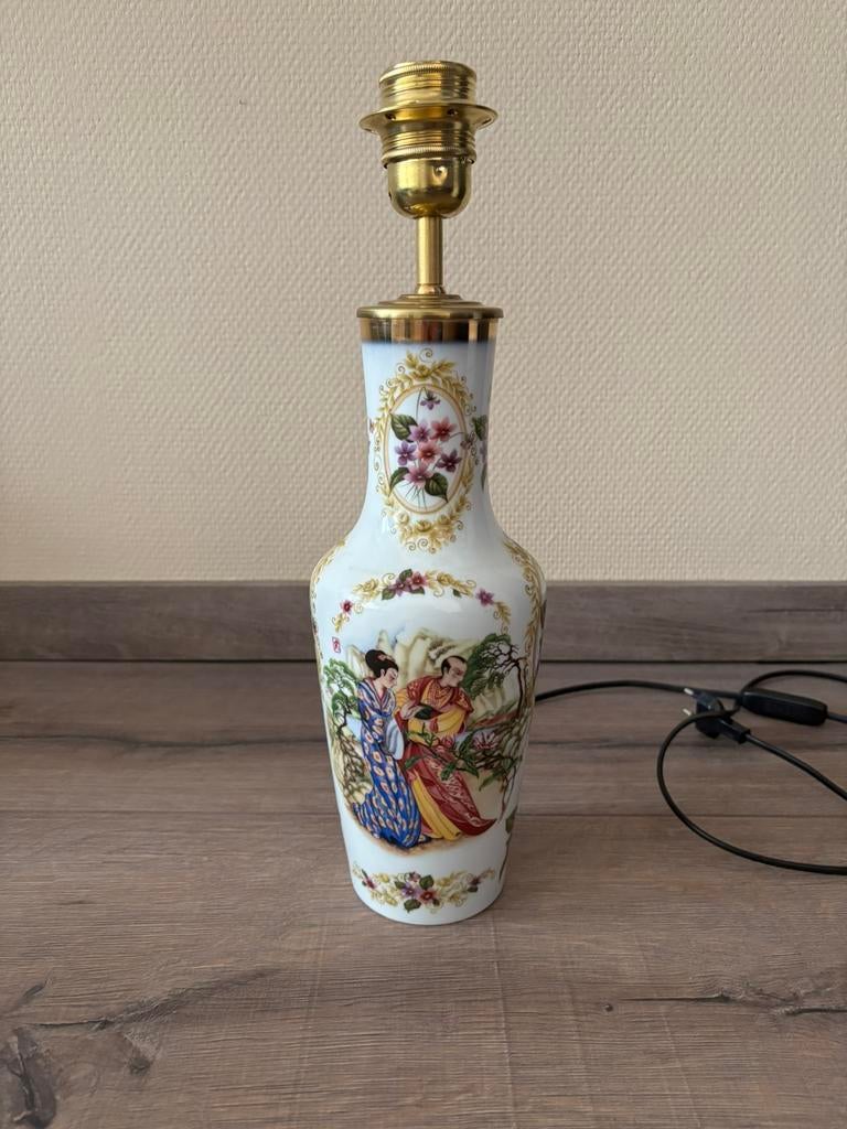 Vaaslamp Chinees / lampvoet/ tafellamp, Huis en Inrichting, Lampen | Tafellampen, Ophalen of Verzenden, Zo goed als nieuw, Overige materialen