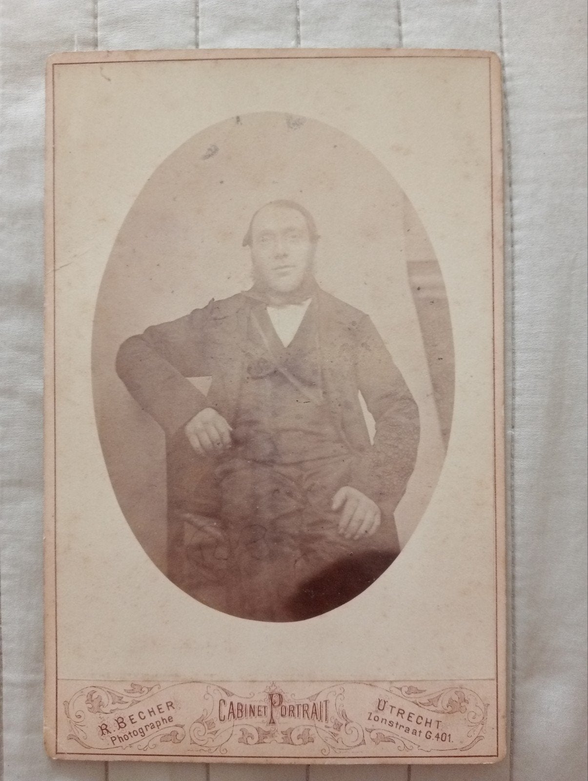R.Becher Utrecht Kabinetkaart foto circa 1880, Ophalen of Verzenden, Voor 1940, Gebruikt, Overige onderwerpen