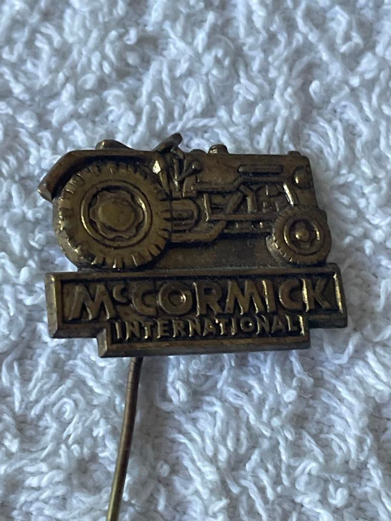 Vintage McCormick International Tractor Speld, Ophalen of Verzenden, Gebruikt