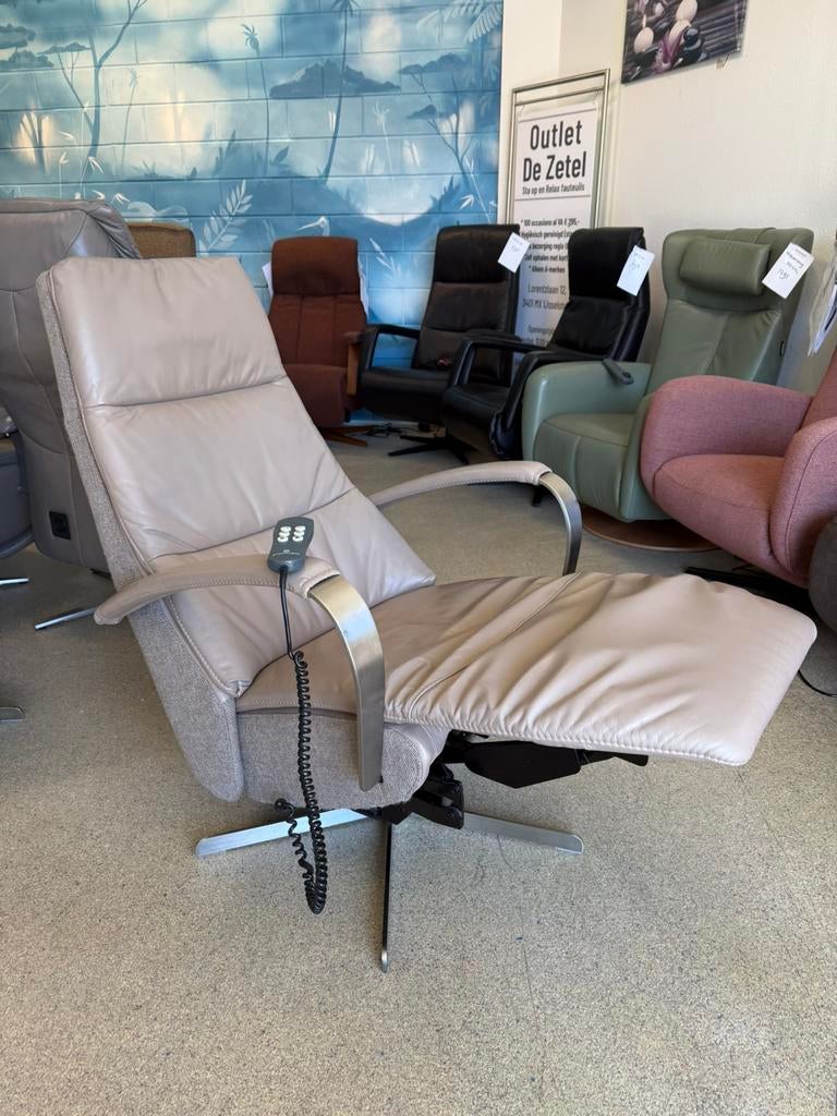 Prominent Humberto sta op stoel relax fauteuil, Ophalen of Verzenden, Zo goed als nieuw, Leer, Gratis bezorging regio Utrecht