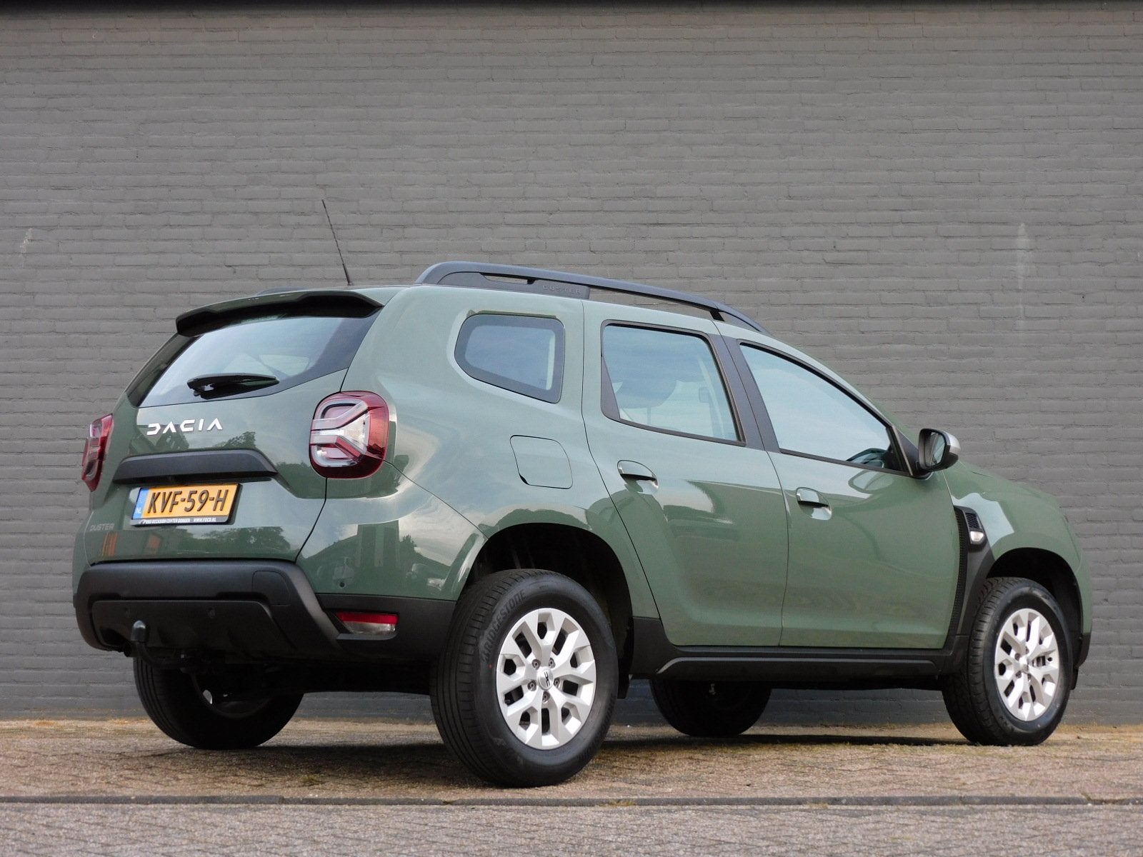 Dacia Duster 1.0 TCe 100 ECO-G Essential 1e EIGENAAR! CAMERA, Auto's, Voorwielaandrijving, Dealer onderhouden, 101 pk, Gebruikt