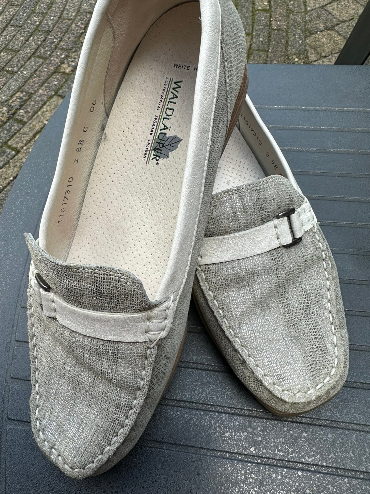 Waldlaufer, Kleding | Dames, Ophalen of Verzenden, Zo goed als nieuw, Grijs, Instappers
