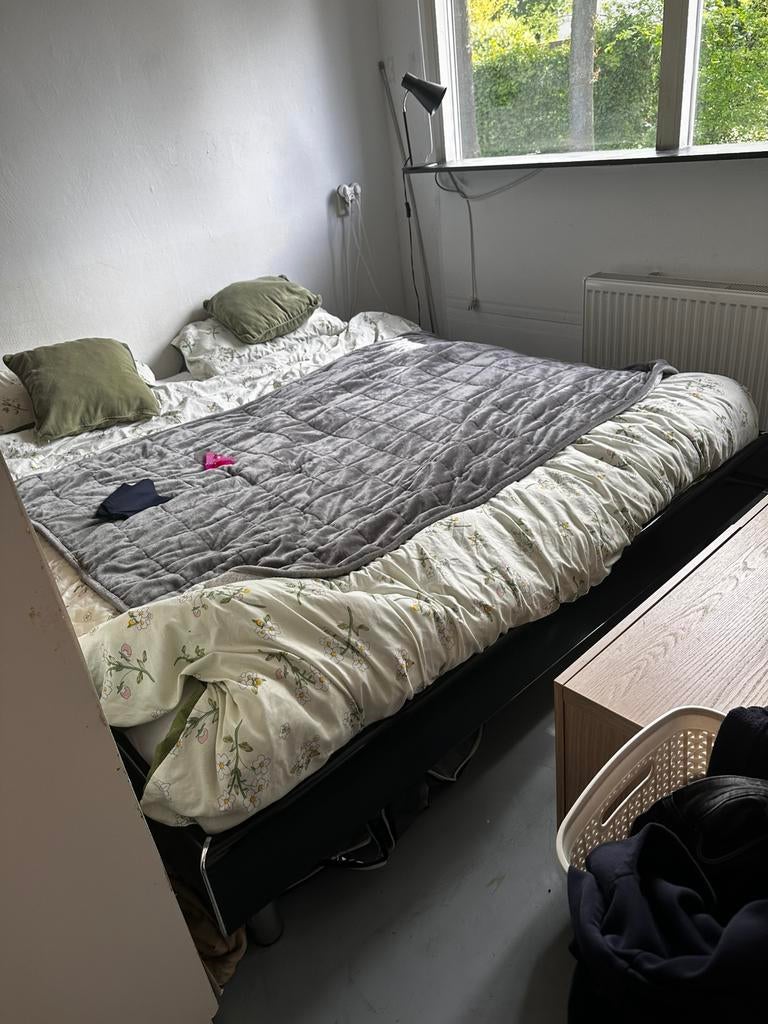 Bed frame inclusief matrassen inclusief lattenbodems, Ophalen, Gebruikt, Tweepersoons, 180 cm