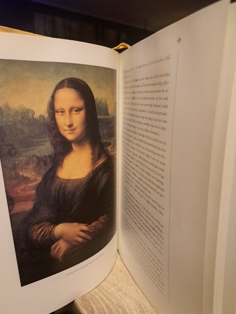 De Da Vinci Code - Luxe geïllustreerde editie (Z238-229), Ophalen of Verzenden, Zo goed als nieuw, Dan Brown, Amerika