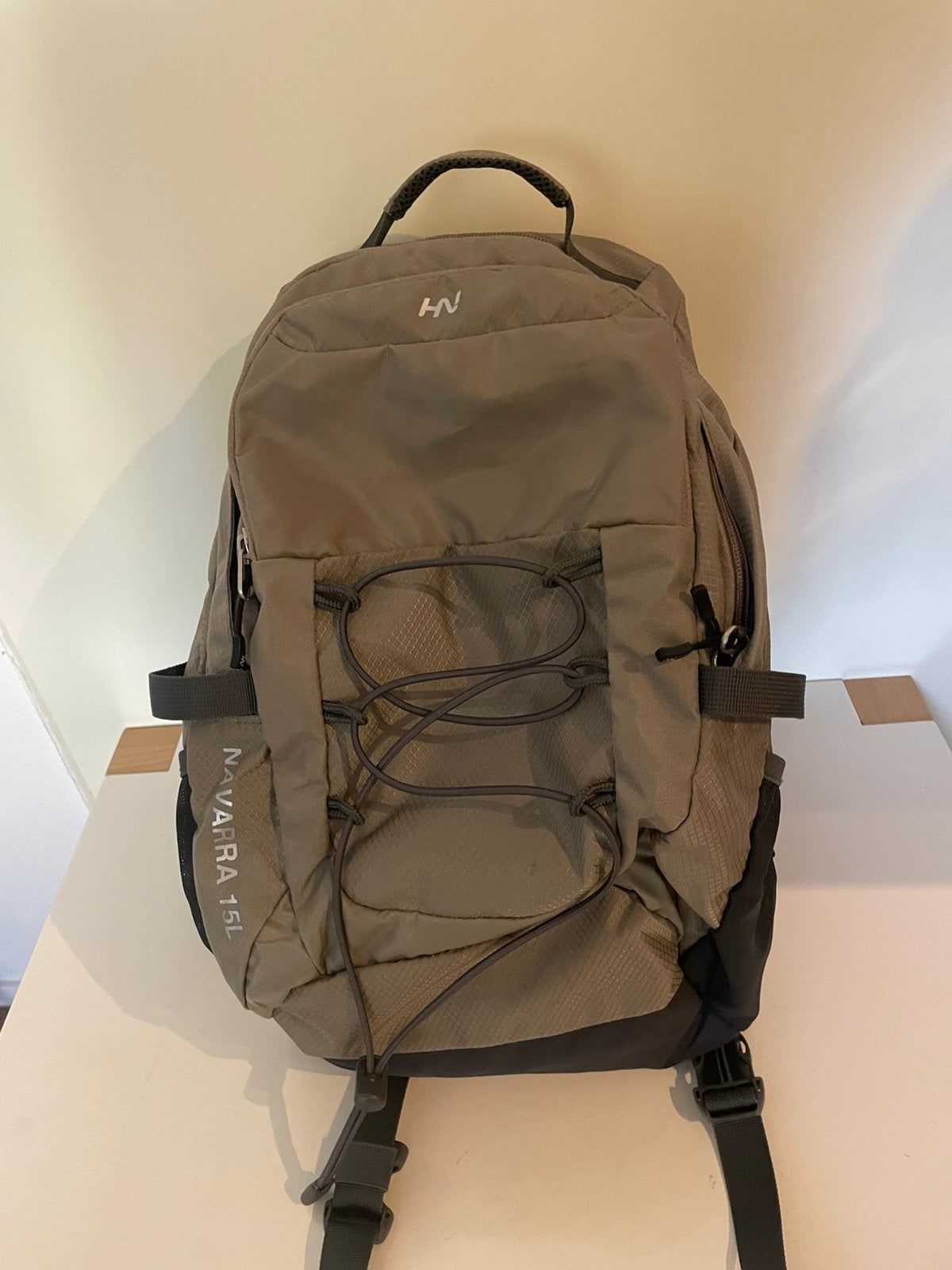 HN Navarra 15L Rugzak - Ideaal voor dagtochten, Gebruikt, 25 tot 40 cm, Trekking, Ophalen