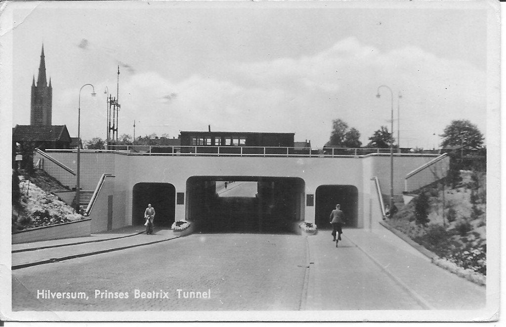 Ansichtkaart Hilversum, Prinses Beatrix Tunnel (1938), Ophalen of Verzenden, 1920 tot 1940, Gelopen, Noord-Holland