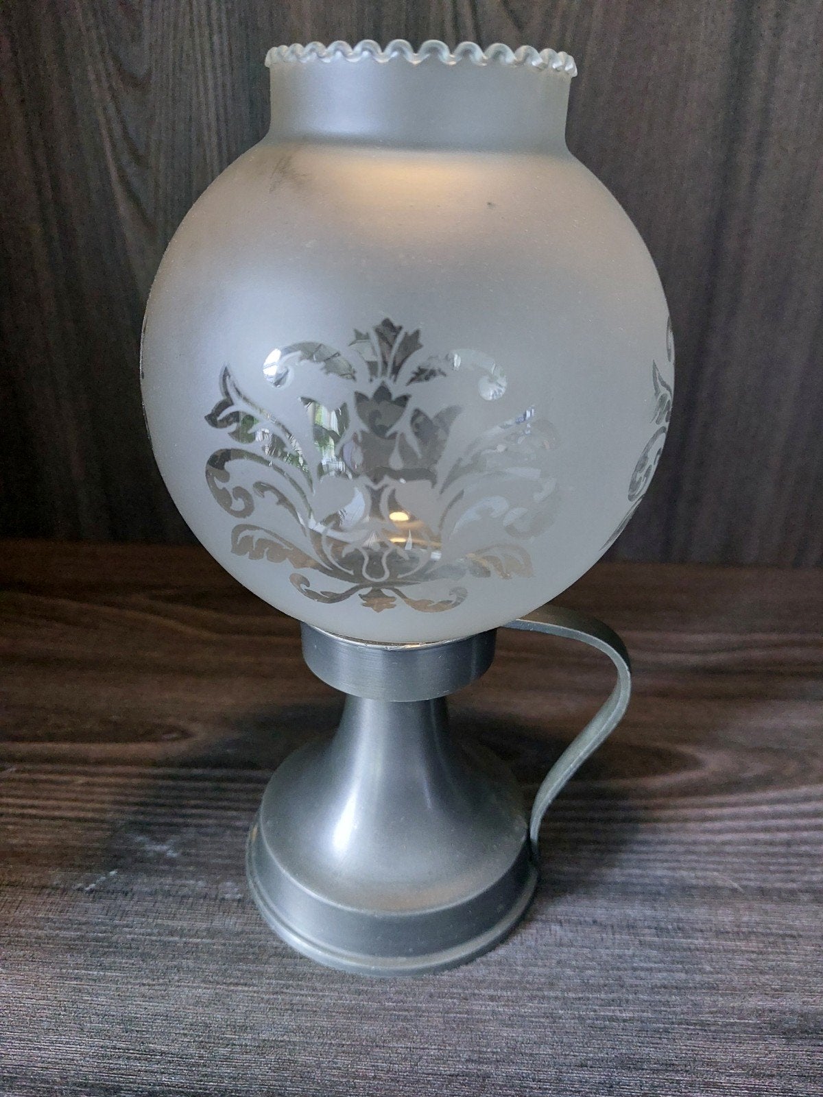 Vintage Tinnen waxinelamp houder met mooi matglazen kap, Ophalen