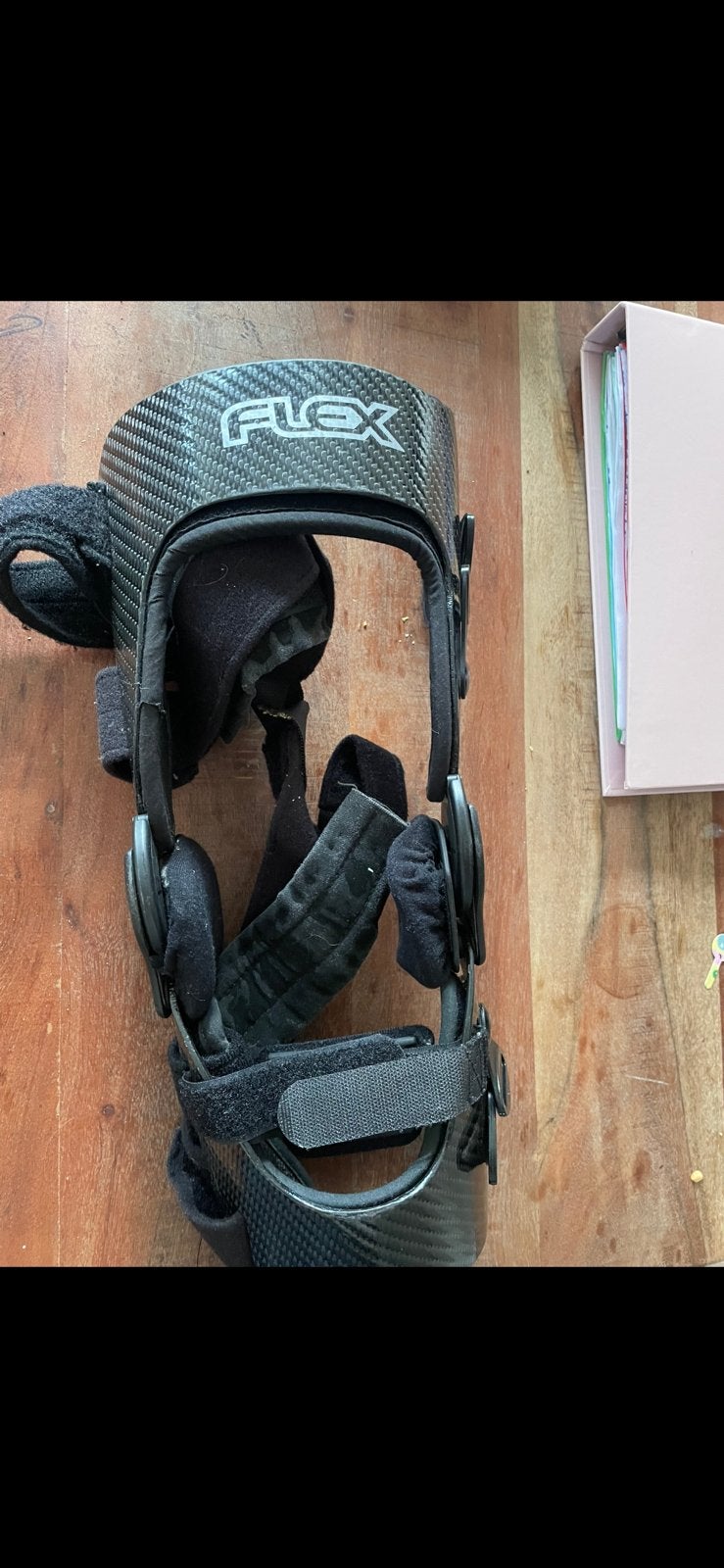 Knie brace links carbon, Ophalen of Verzenden, Tweedehands, Laarzen