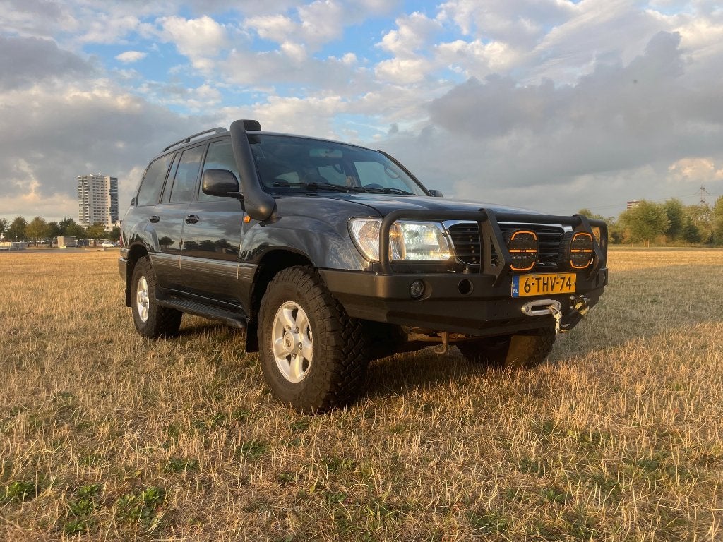 Toyota Landcruiser HDJ100 5 pers. NL geleverd, Automaat, Stoelverwarming, Beige, Diesel