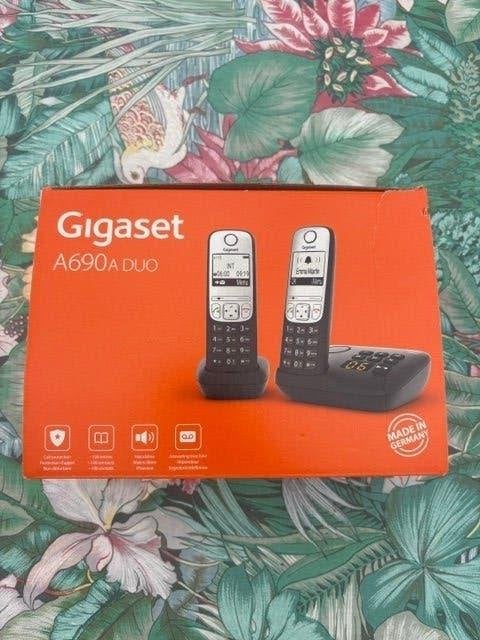 Gigaset A690A DUO draadloze telefoonset met antwoordapparaat, Ophalen of Verzenden, Zo goed als nieuw, 2 handsets, Stralingsarm