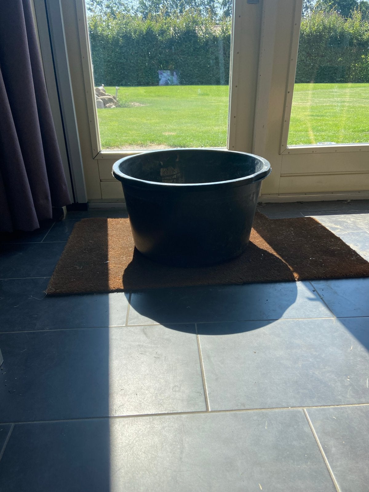 Grote zwarte kunststof bloempot voor binnen of buiten, Tuin en Terras, Bloempotten, Ophalen, Kunststof, Gebruikt, 40 cm of meer
