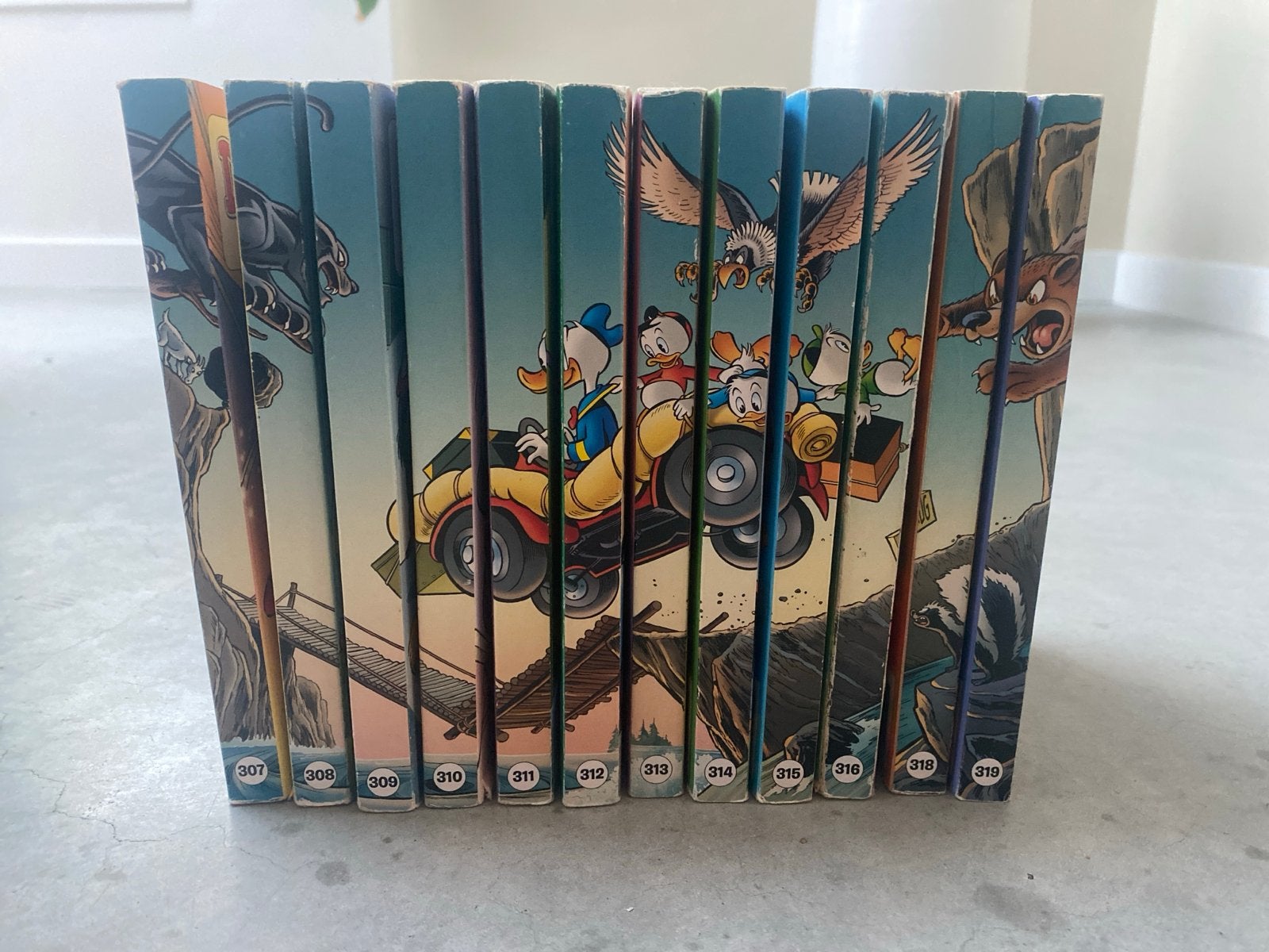Donald Duck pockets 307 t/m 319, Boeken, Complete serie of reeks, Ophalen of Verzenden, Gelezen