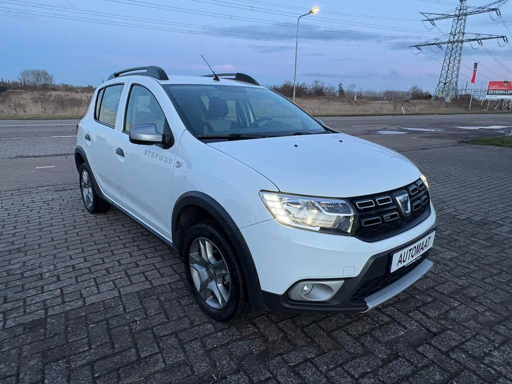 Dacia Sandero 0.9 TCe Stepway Laureate 2017 Automaat, Auto's, Dacia, Bedrijf, Sandero Stepway, ABS, Airbags, Airconditioning, Alarm