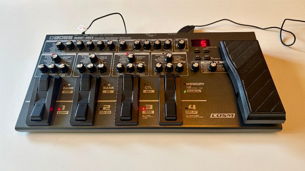 BOSS ME-80 Multi-Effectenpedaal - Gitaar - Zo Goed Als Nieuw, Ophalen of Verzenden, Zo goed als nieuw, Multi-effect