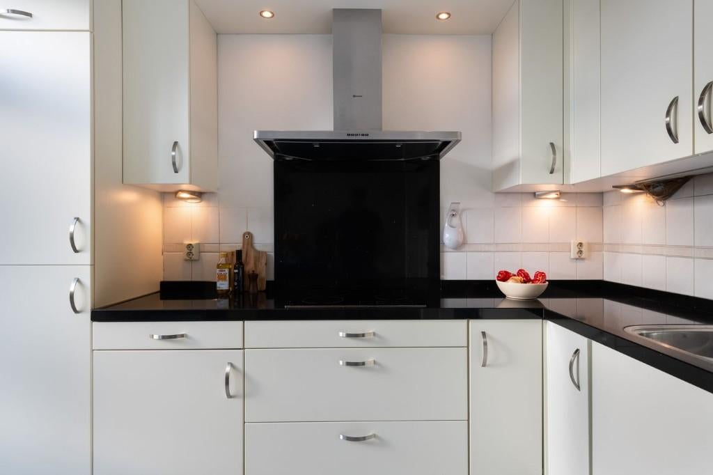Complete hoekkeuken, Huis en Inrichting, Keuken | Complete keukens, Gebruikt, Hoekkeuken, Wit, Graniet of Steen, Ophalen