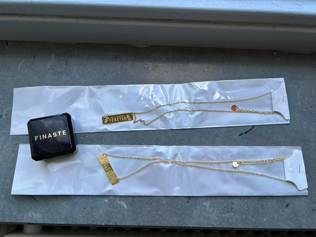 Twee nieuwe vriendschapskettingen goud ‘best friend forever’, Overige materialen, Verstelbaar, Nieuw, Ophalen of Verzenden