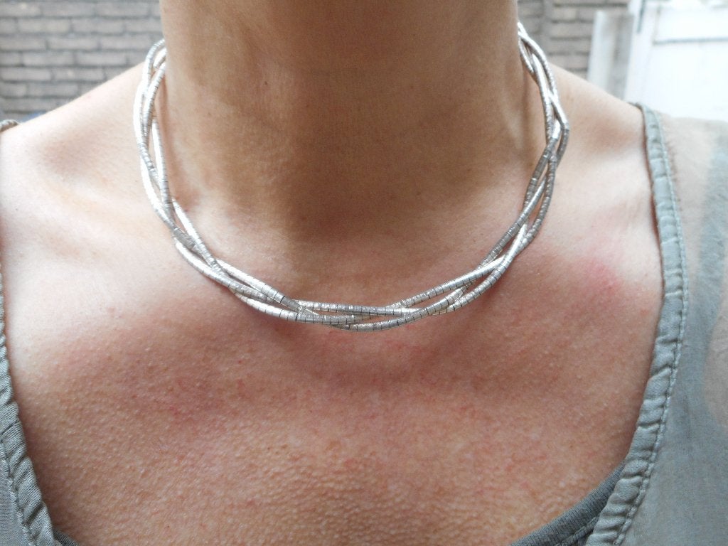 Zilveren zwaar gevlochten vintage collier (spang) nr.604