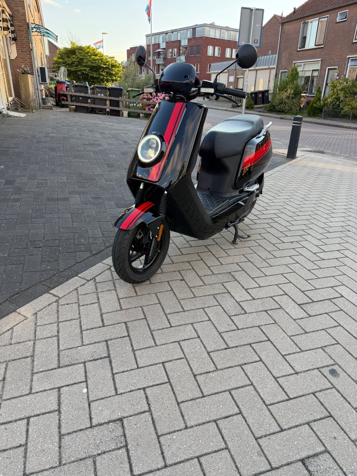 Niu NPro, Ophalen of Verzenden, Zo goed als nieuw, Elektrisch