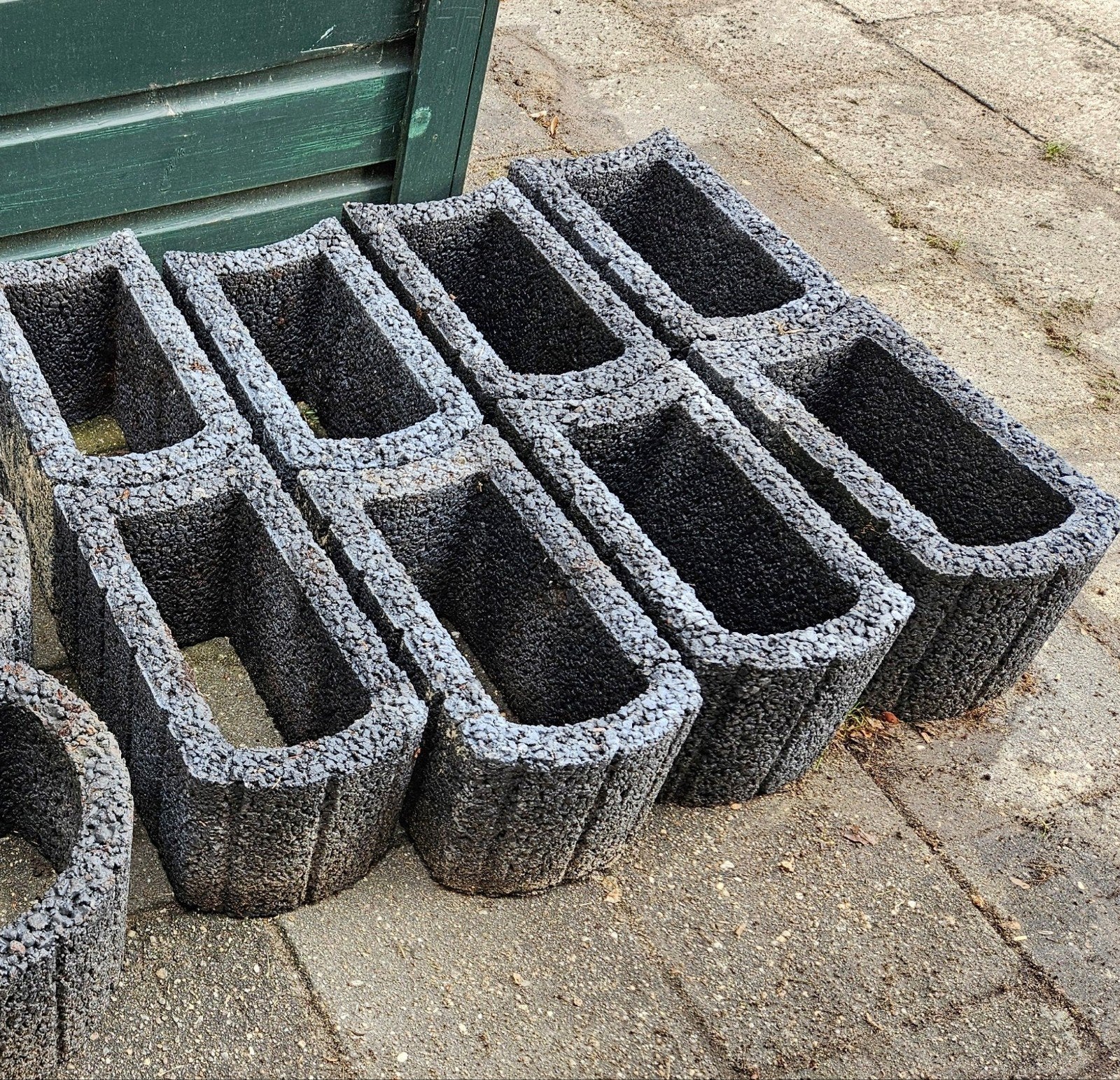 Nieuw: 8 betonnen bloembakken, Ophalen, Steen, Minder dan 30 cm, Nieuw