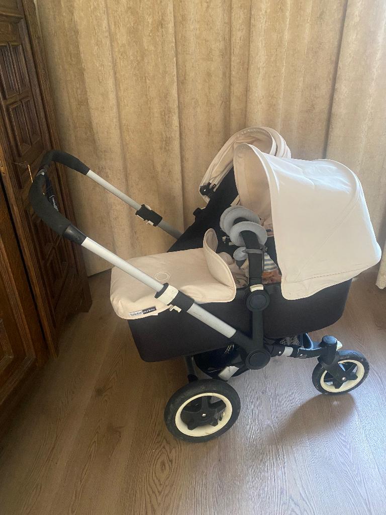 Bugaboo donkey duo crème, Ophalen, Zo goed als nieuw, Bugaboo, Verstelbare duwstang