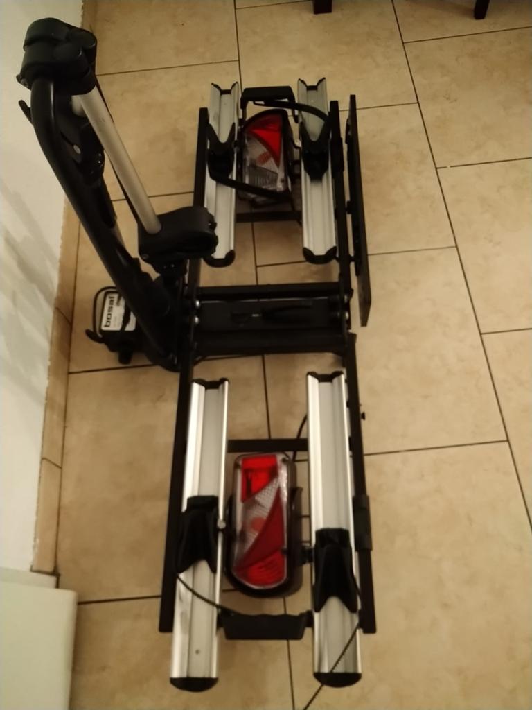fietsdrager bosal voor twee fietsen elektrische, Auto diversen, Fietsendragers, Elektrische fiets, Ophalen of Verzenden, Zo goed als nieuw