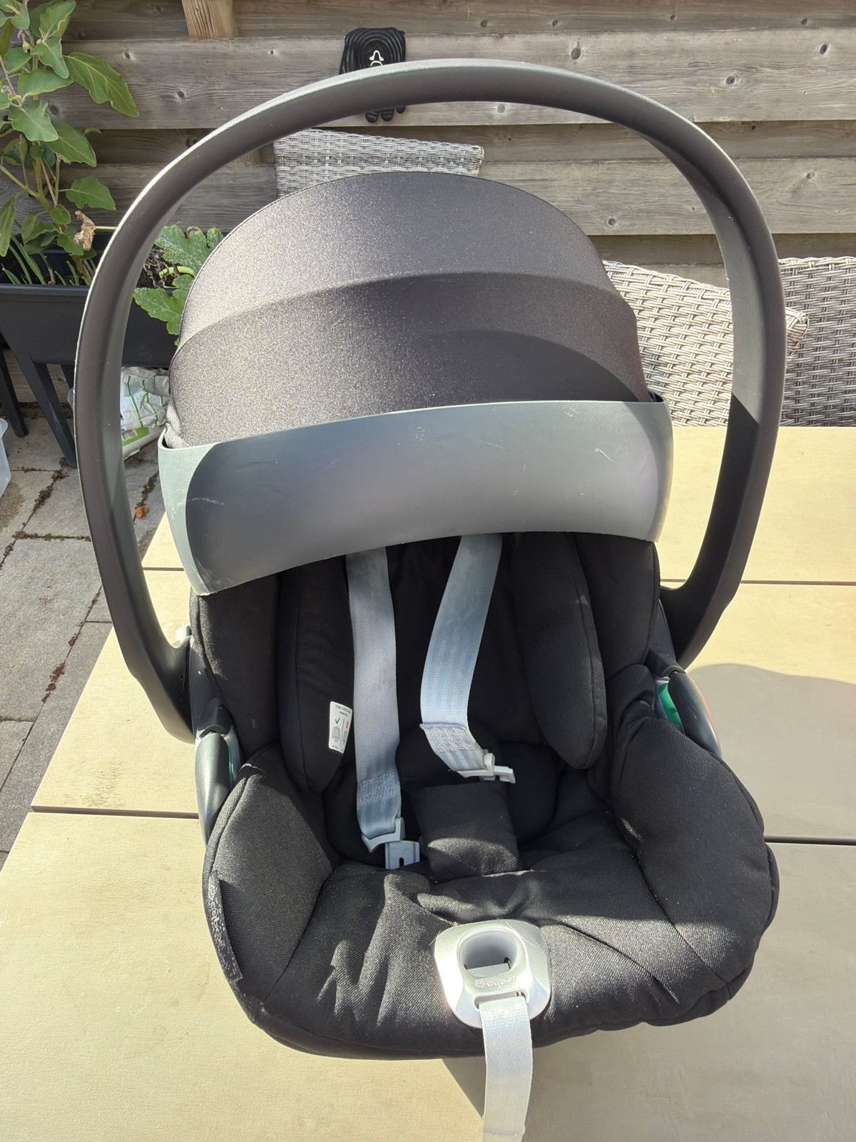 Foto 4 van Cybex Cloud T i-Size Platinum Autostoel - Ergonomisch Comfor