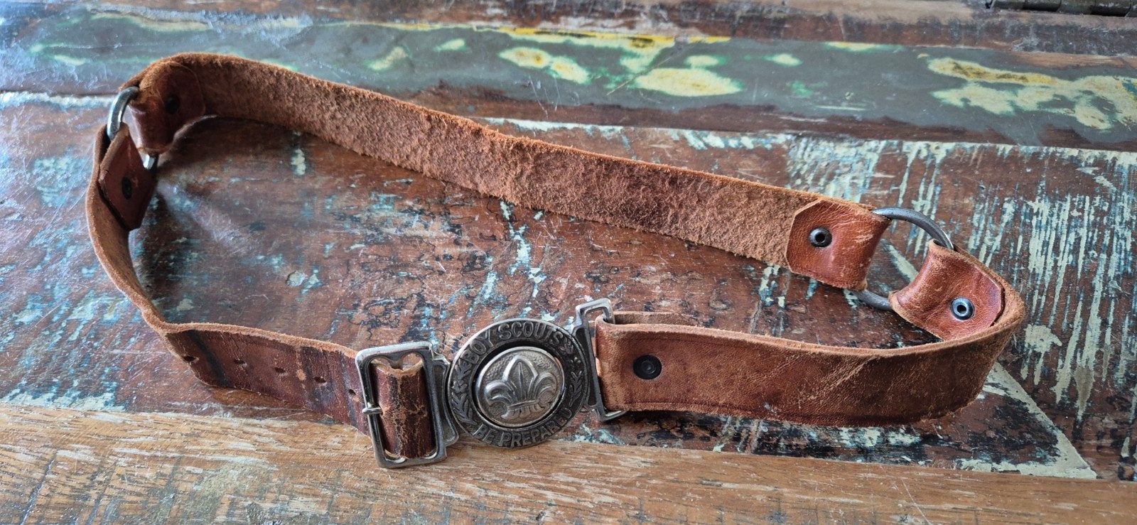 Vintage Boy Scouts Riem met Gesp - Leer adres verzetstrijder, Verzamelen, Scouting, Ophalen of Verzenden, Gebruikt, Overige typen