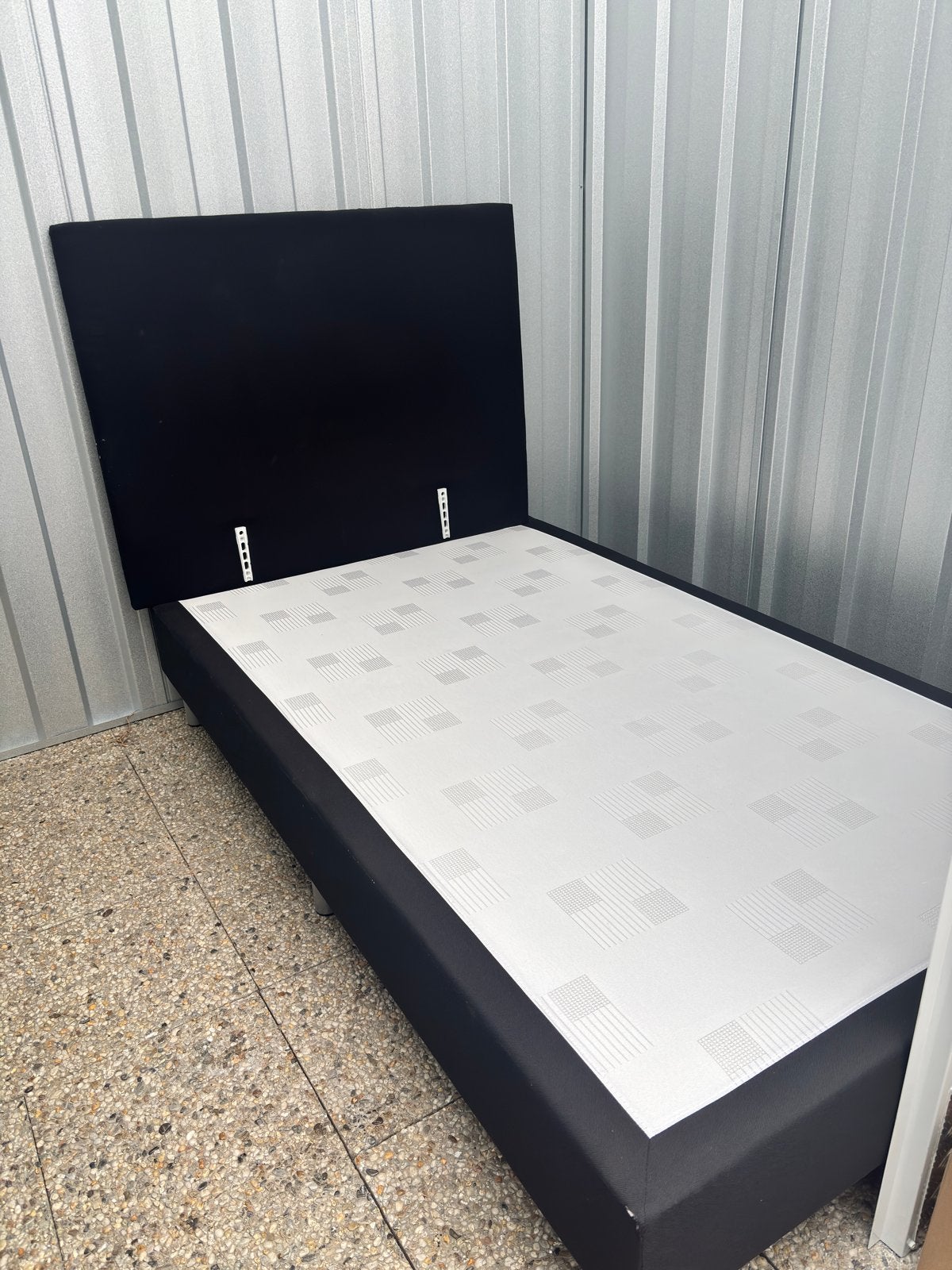 Twijfelaar boxspring, Ophalen, Gebruikt, Eenpersoons, Zwart