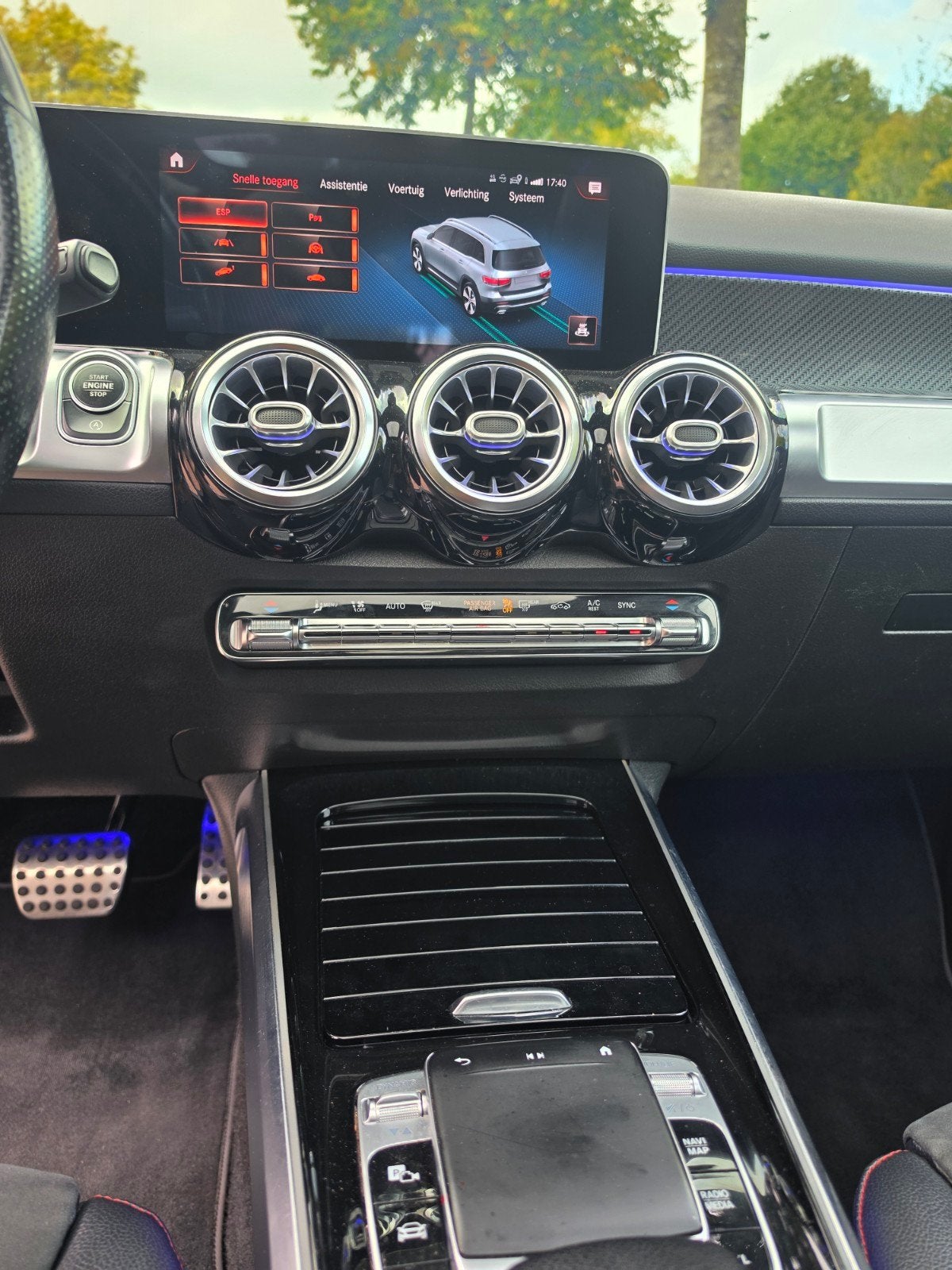 Foto 17 van Mercedes GLB 200 7pers/zits AMG-pakket vol opties!