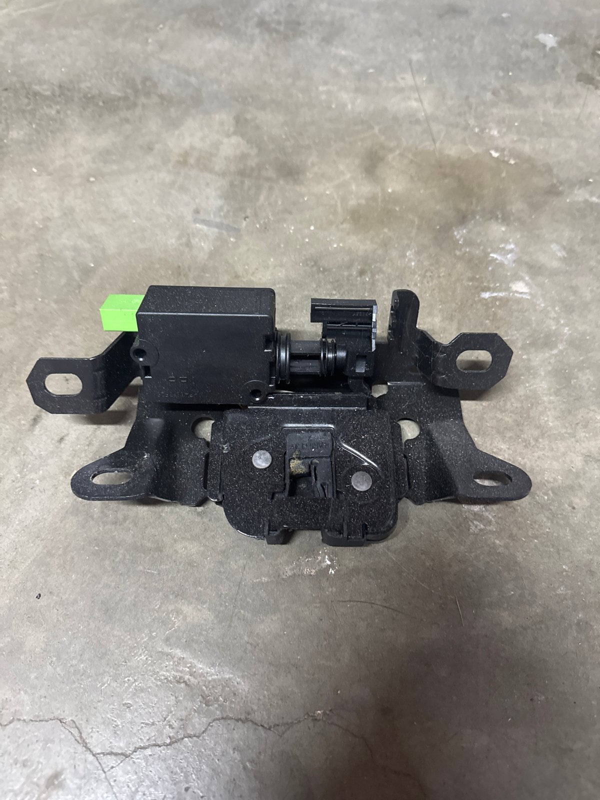 Achterklep slot Volvo C30, Ophalen of Verzenden, Gebruikt, Volvo