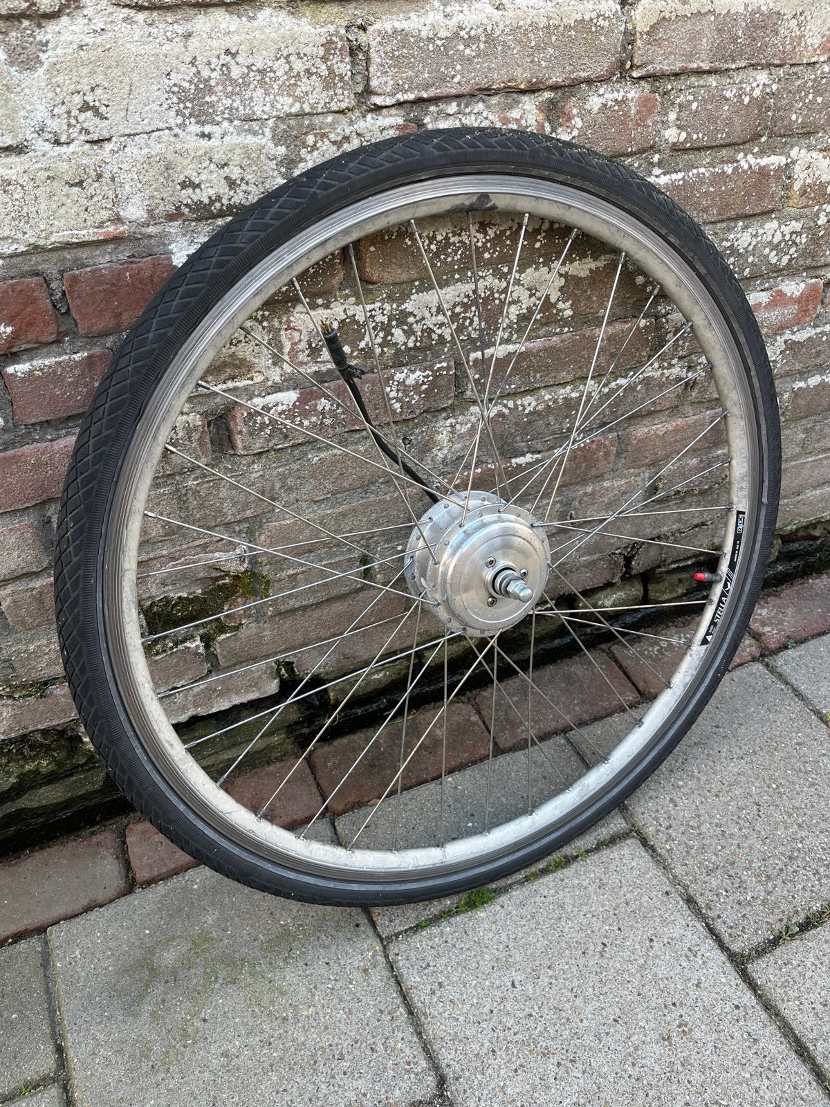 Stella Voorwiel met Motor 250W 40Nm en Vredestein Band, Ophalen of Verzenden, Gebruikt, Elektrische fiets, Wiel