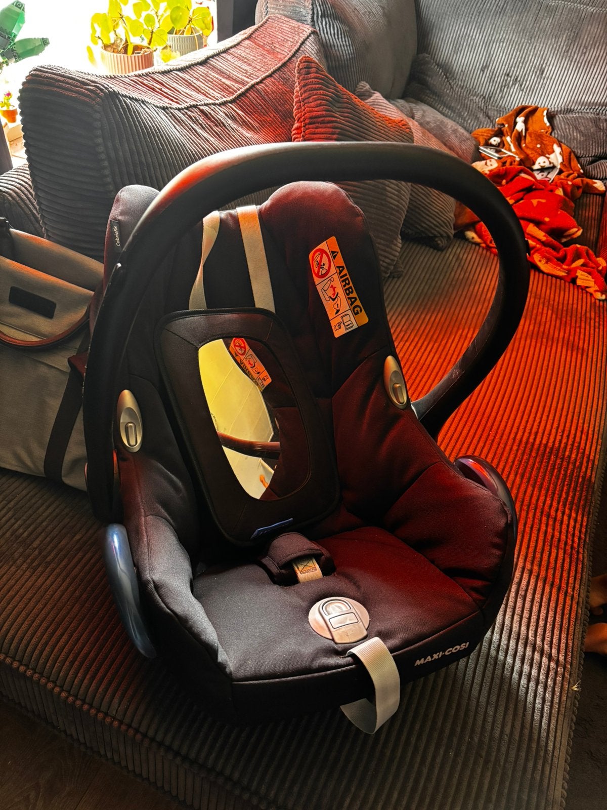 Maxi cosi cabrio fix met base, Kinderen en Baby's, Autostoeltjes, Ophalen of Verzenden, Zo goed als nieuw, Isofix, 0 t/m 13 kg
