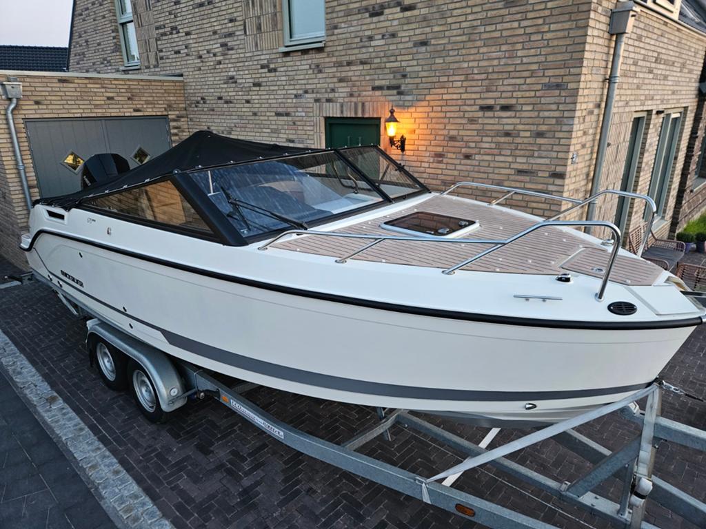 Quicksilver Activ 675 Cruiser

| 175 pk mercury | ALS NIEUW, Watersport en Boten, Speedboten, Ophalen, Viertaktmotor, 49 cm, 120 tot 200 pk