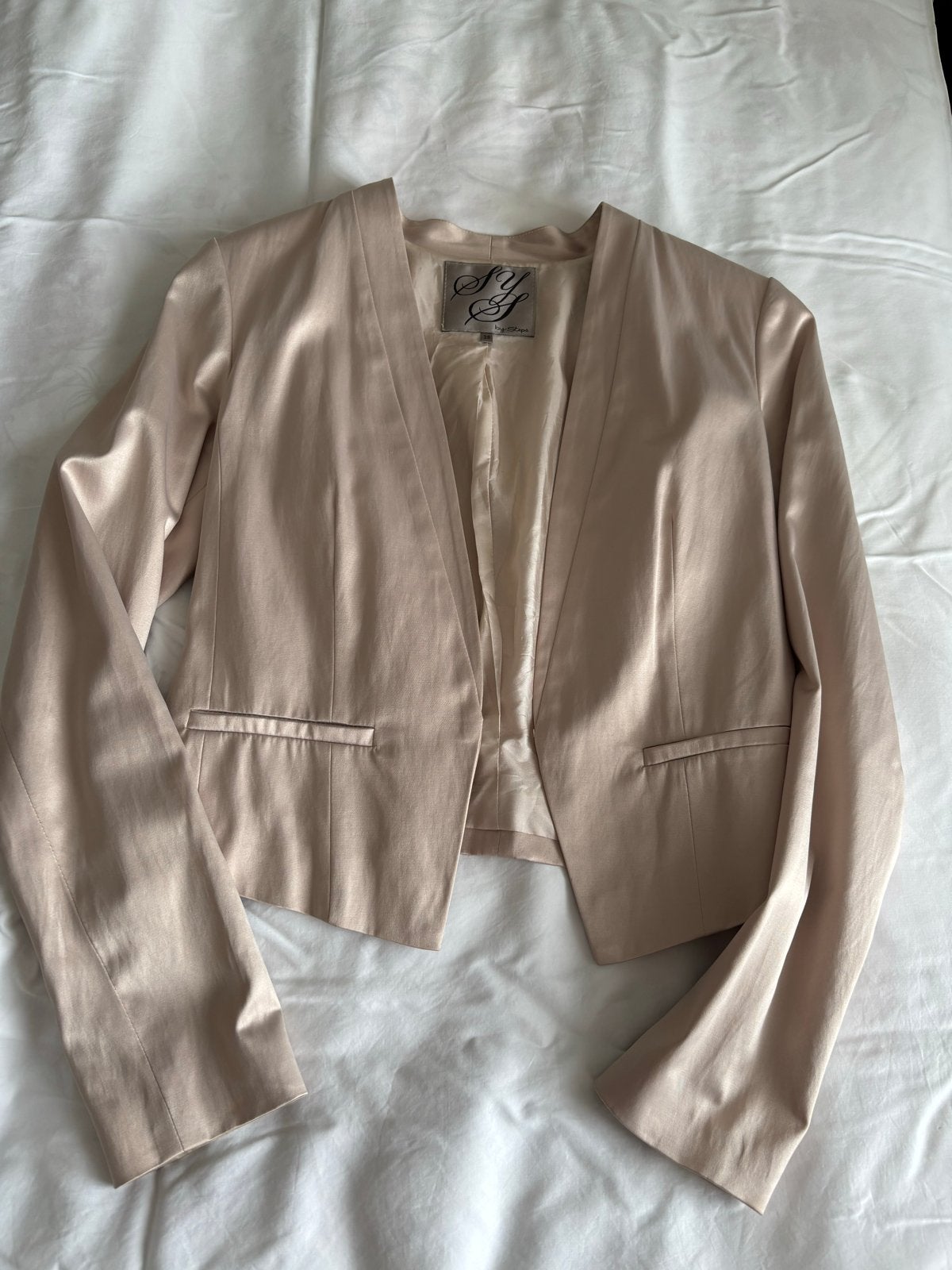 Set van 2: beige/brons en rode Jasjes - Maat M, Zo goed als nieuw, Jasje, Roze, Ophalen