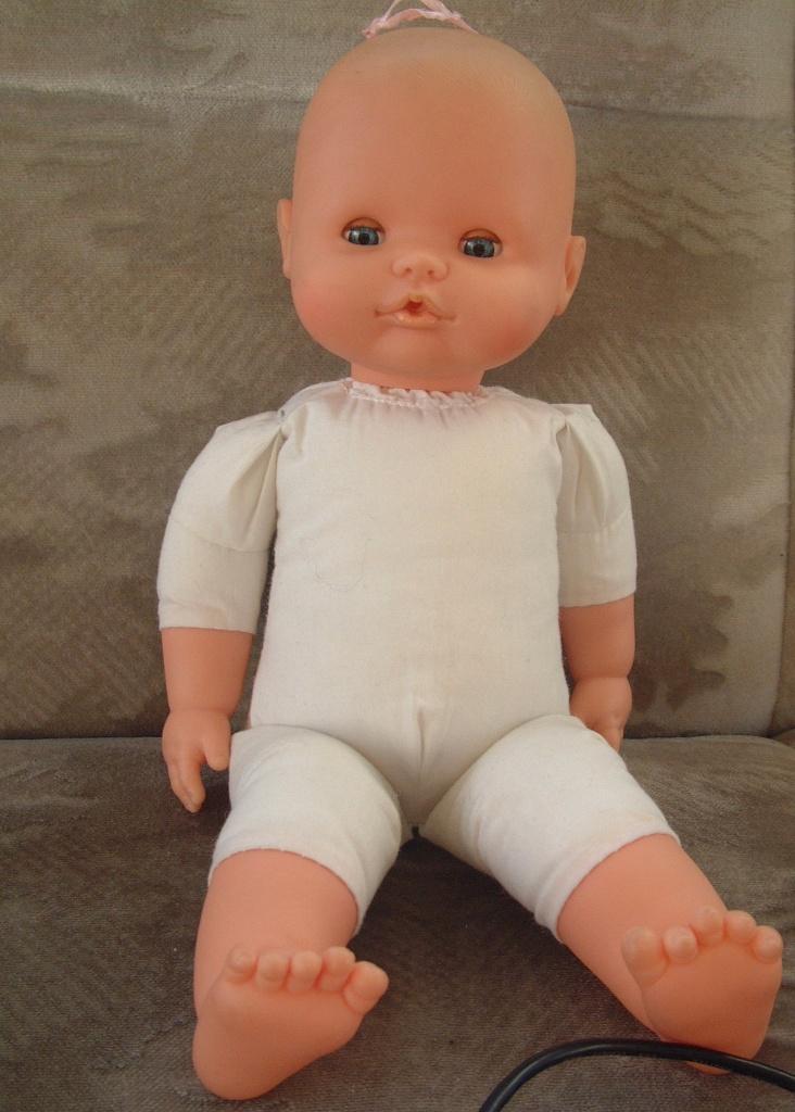 Vintage Famosa pop nr 13, Verzamelen, Poppen, Ophalen of Verzenden, Gebruikt, Pop