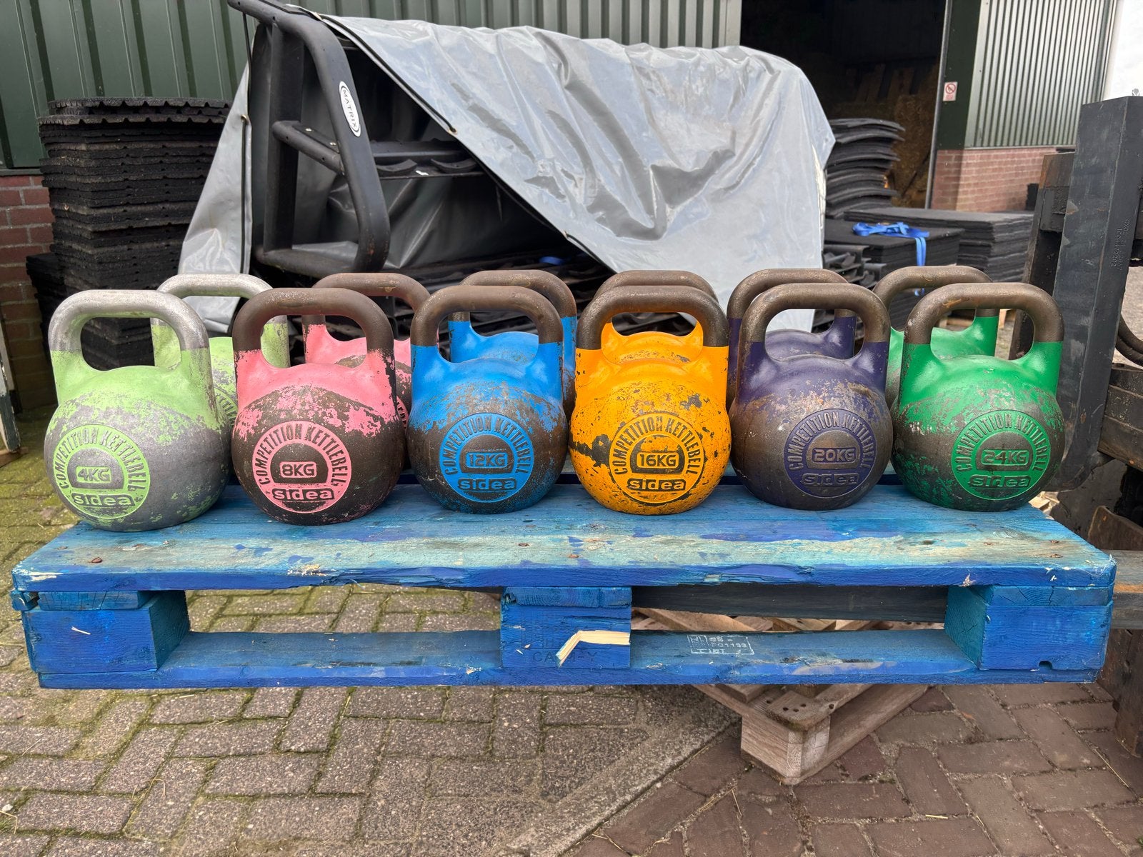 Sidea Competition Kettlebells Set (2x 4kg t/m 24kg) - 168kg