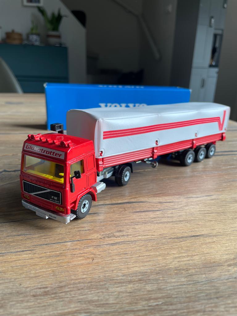 Siku Volvo F12, Ophalen of Verzenden, Nieuw, Bus of Vrachtwagen