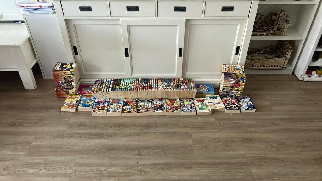 Donald duck pocket collectie, Boeken, Meerdere stripboeken, Ophalen of Verzenden, Gelezen