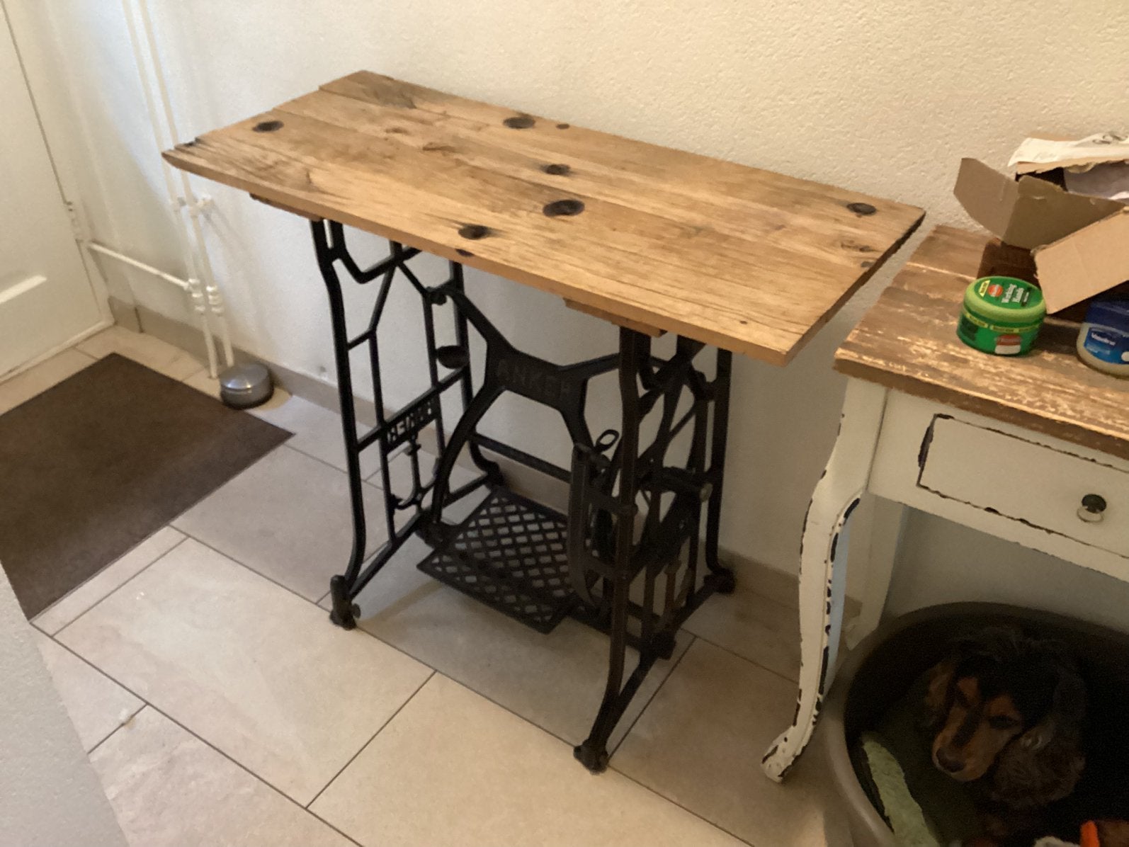 Haltafel met antiek onderstel, Ophalen
