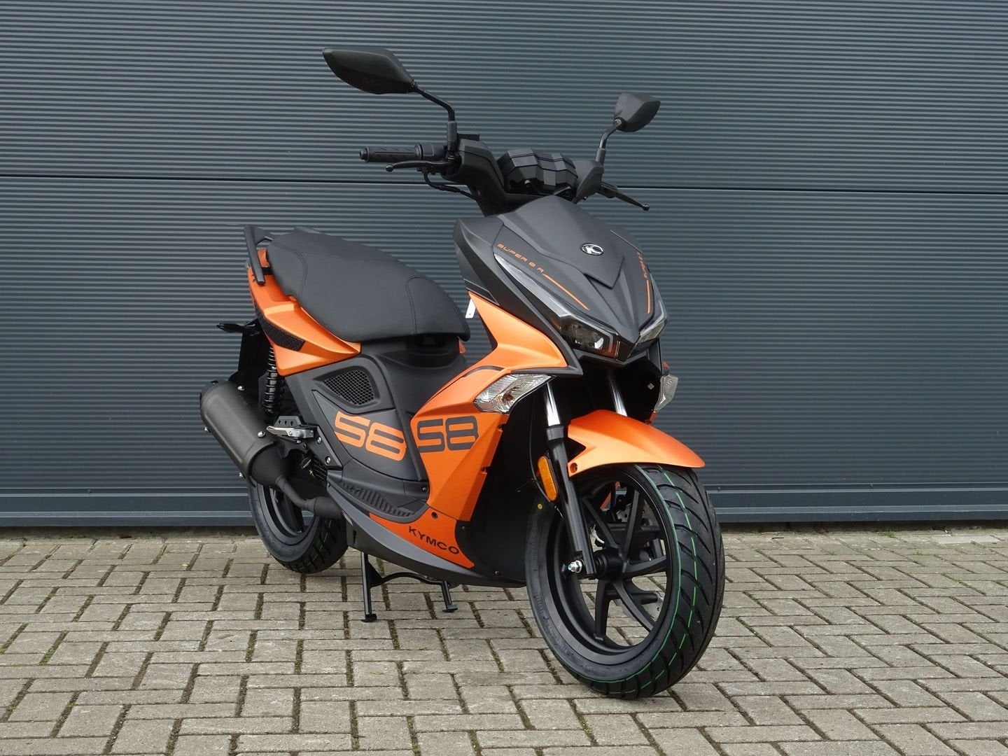 Kymco Super 8 R 50i e5+ 2026 WK edition mat oranje, Onbekend, Onbekend, KYMCO