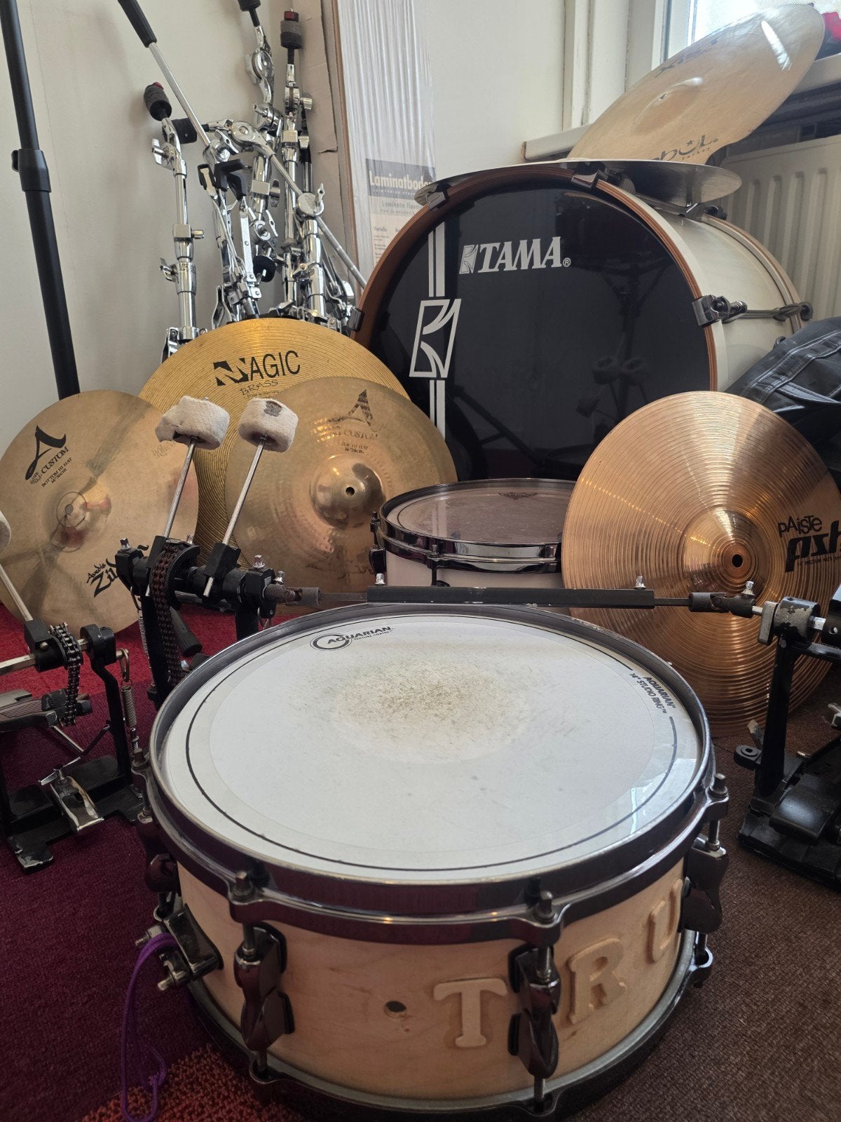 Compleet TAMA drumstel + veel bekkens, hardware & dubbel ped, Muziek en Instrumenten, Ophalen, Gebruikt, Tama