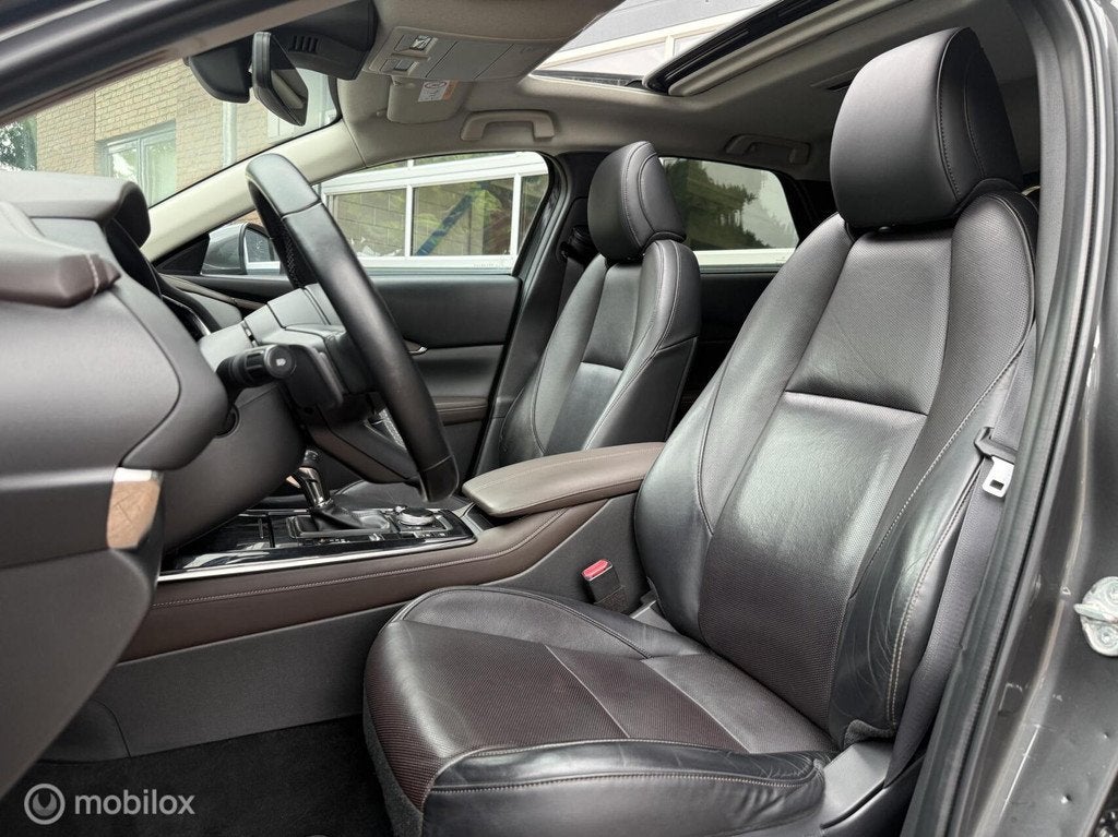 Mazda CX-30 2.0 e-SkyActiv-X Hybrid Luxury Schuifdak Leer Na, 1998 cc, 15 km/l, Zwart, 4 cilinders