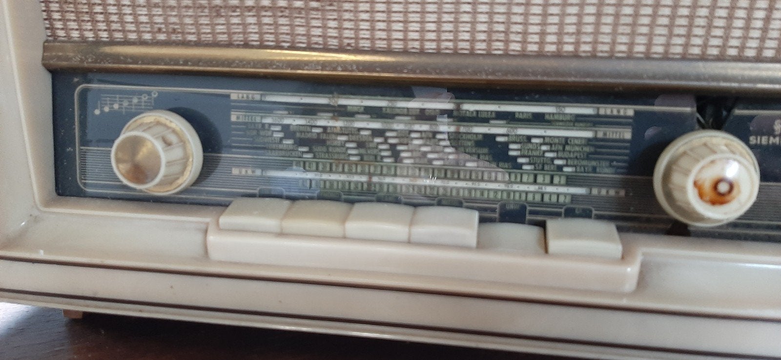 oude radio, Ophalen