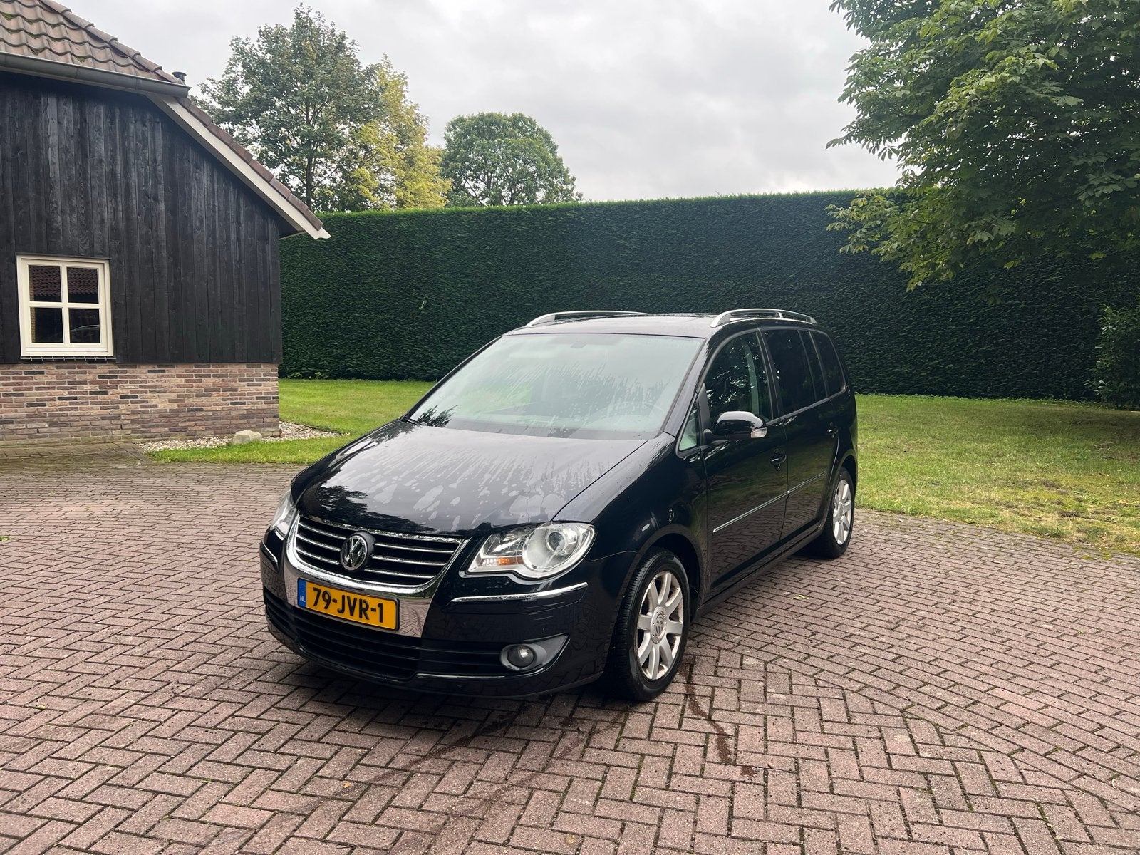 Volkswagen Touran DSG 1.4 TSI TURBO DEFECT, Auto's, Zwart, 4 cilinders, Stoelverwarming, Zwart