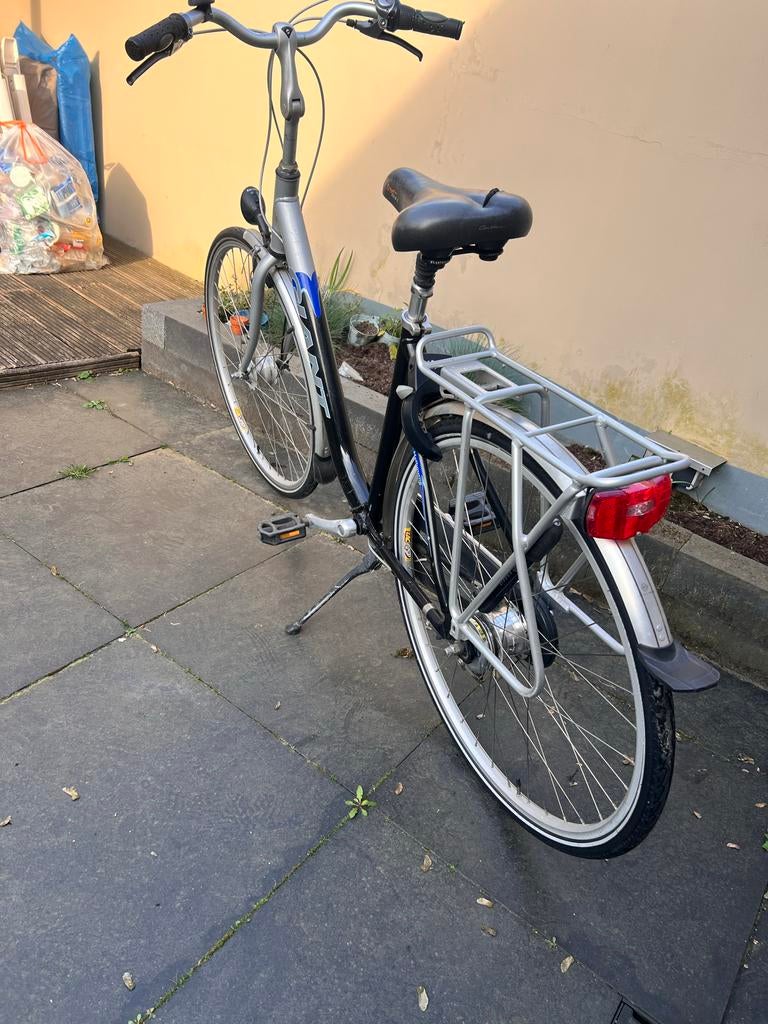 Giant Fiets 28 inch - Comfortabel en Betrouwbaar, Fietsen en Brommers, Fietsen | Dames | Damesfietsen, Versnellingen, Trommelrem