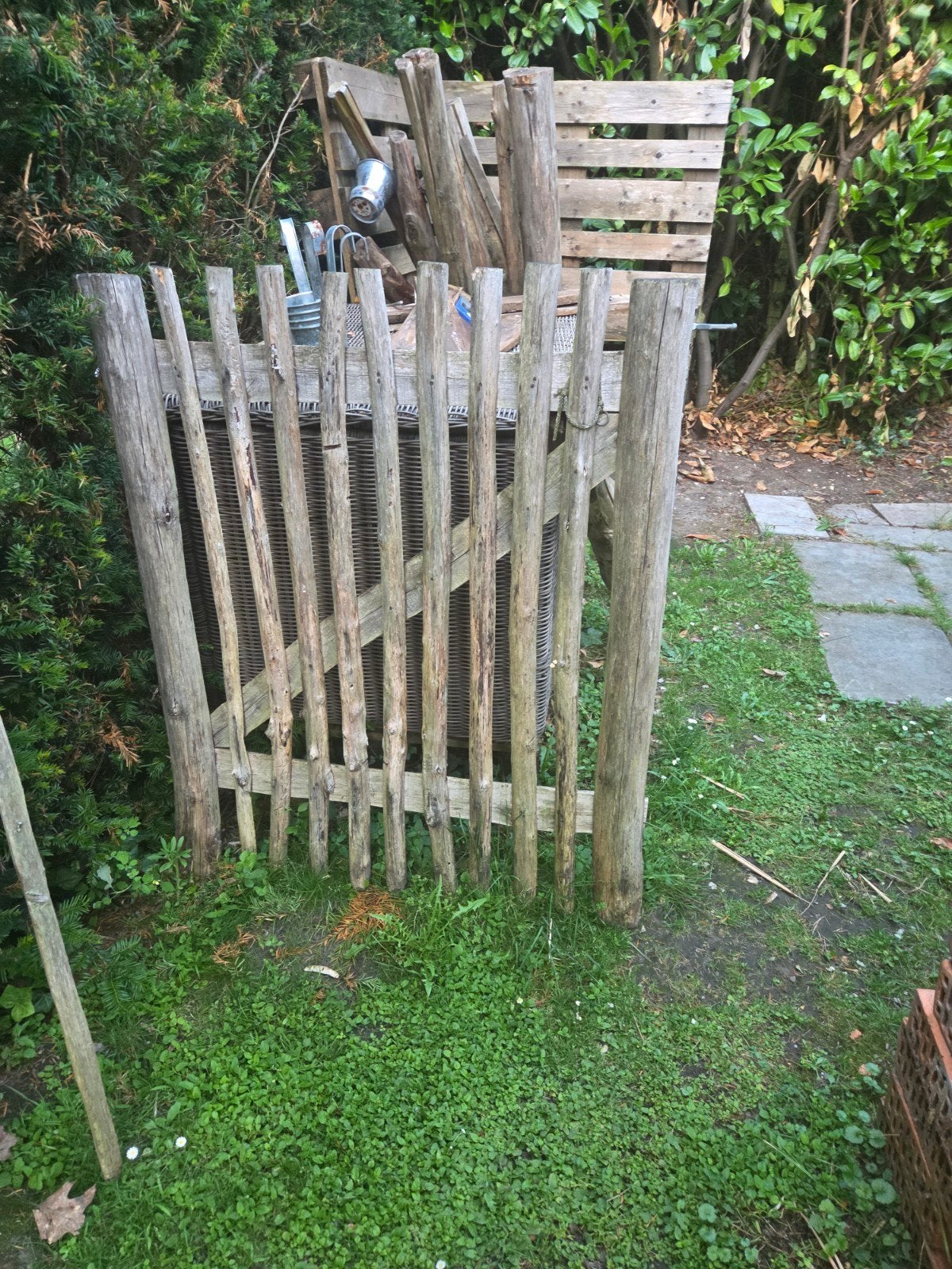 Rustiek houten tuinhek met poort, Ophalen, Met poort, Gebruikt, Tuinhek