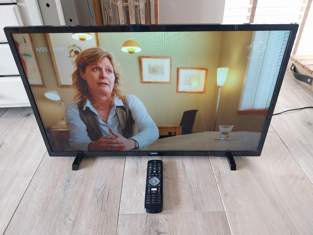 Philips 32 inch LCD Smart TV met Netflix en YouTube, Ophalen, Philips, Gebruikt, 80 tot 100 cm