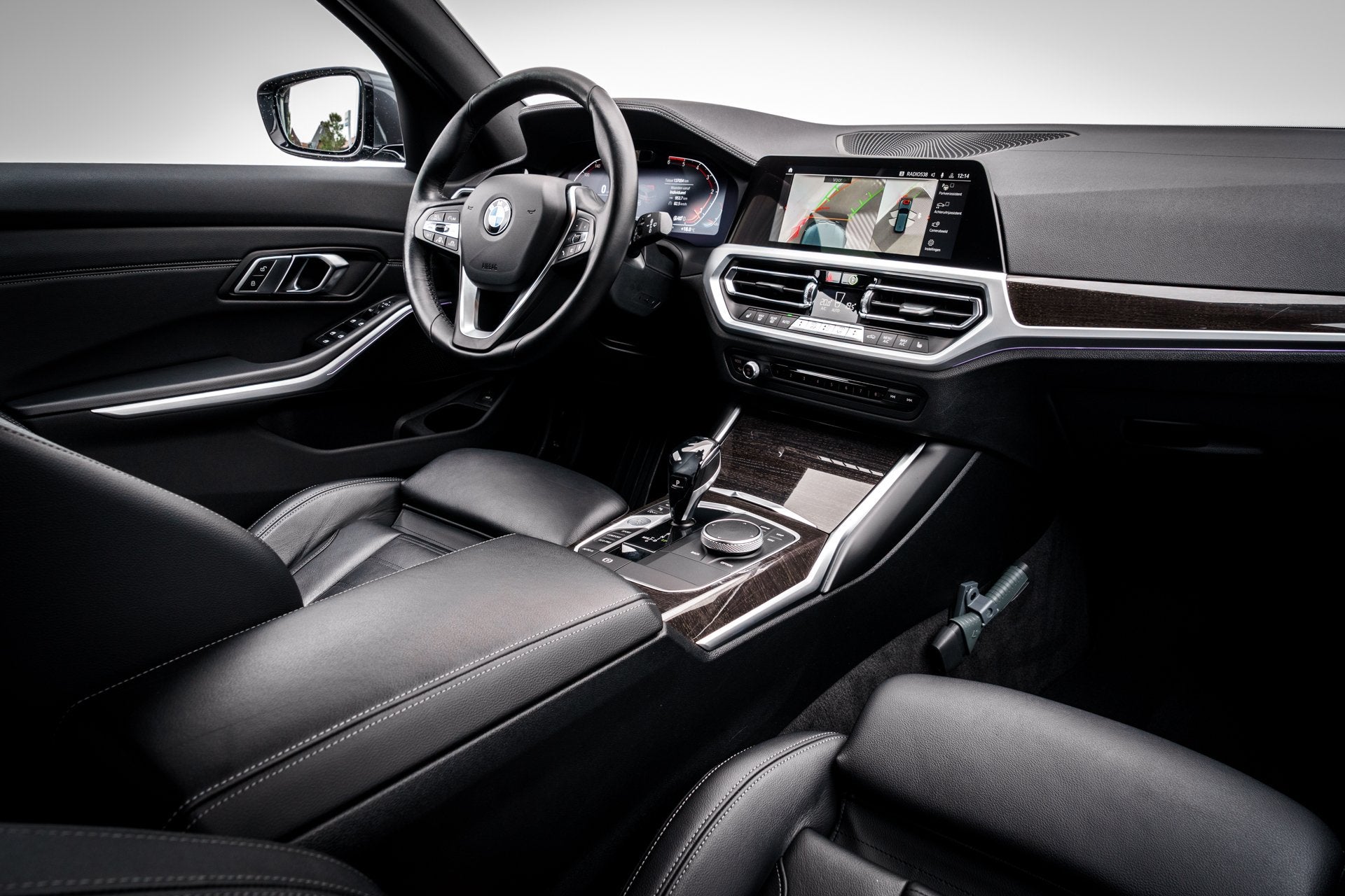 BMW 3 Serie Touring 320d Aut. High Executive | Trekhaak | Le, Dealer onderhouden, Achterwielaandrijving, Met garantie (alle), 23 km/l